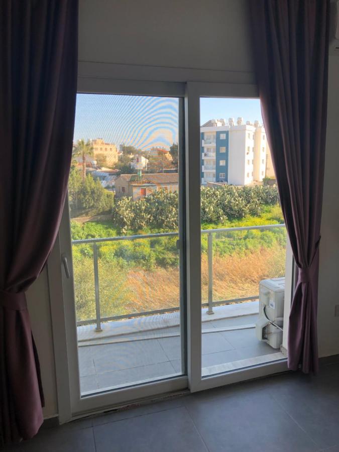 Reflex Apartment Spacious And Comfortable Nicosia Exterior photo